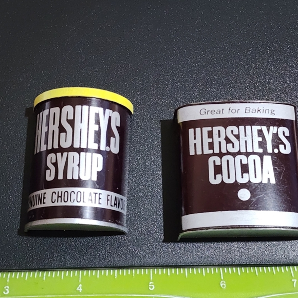 Pair Vintage Hersheys Chocolate Syrup Cocoa Advertising Refridgerator Magnets